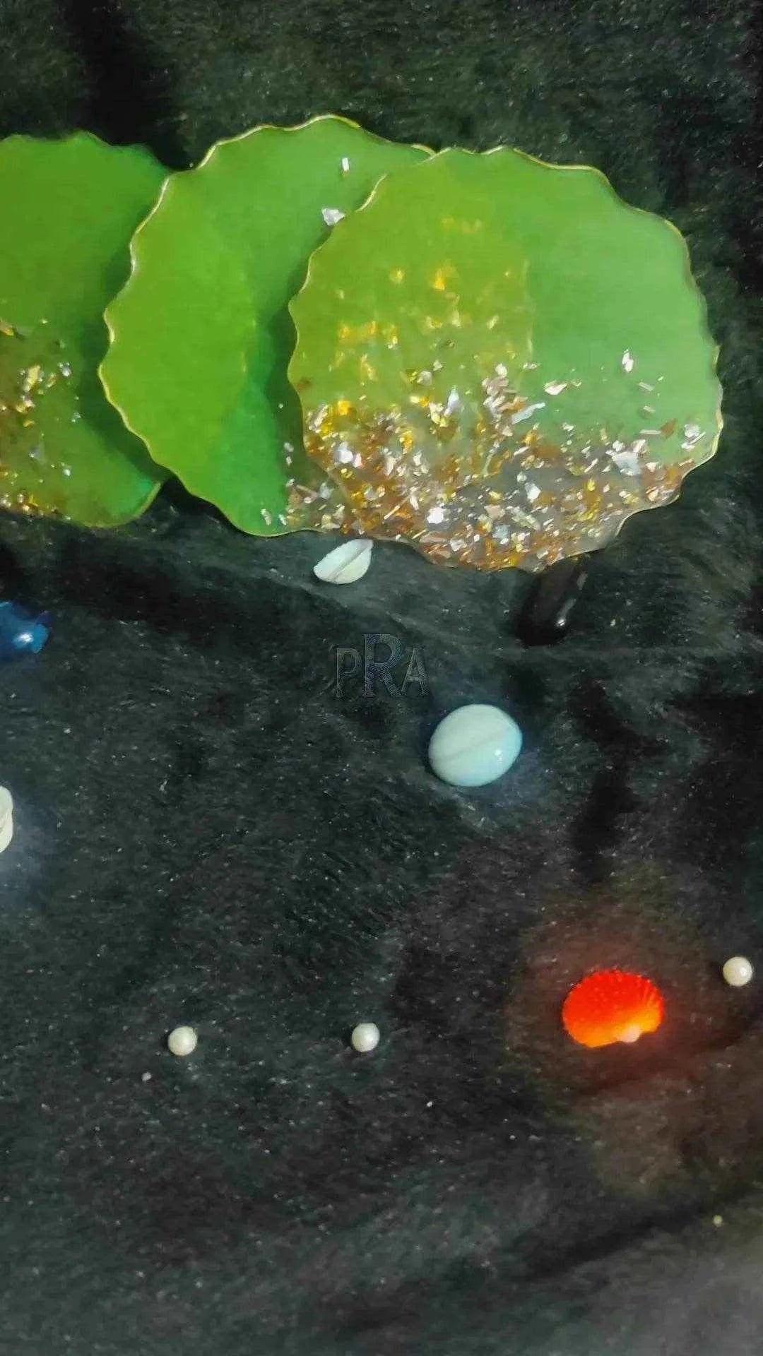 Green Glory Resin art Coasters | Gorgeous epoxy art tray coasters - Pacific Resin Art