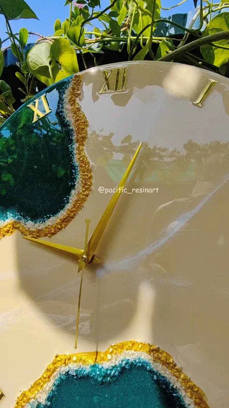 Green Pearl Roman Resin wall clock | Premium Wall Clocks