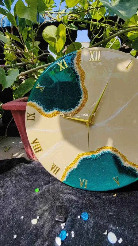 Green Pearl Roman Resin wall clock | Premium Wall Clocks