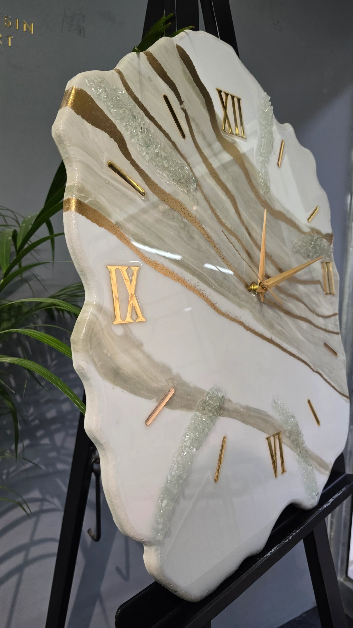 White Marble & Gold Resin Wall Clock | Luxury Elegance