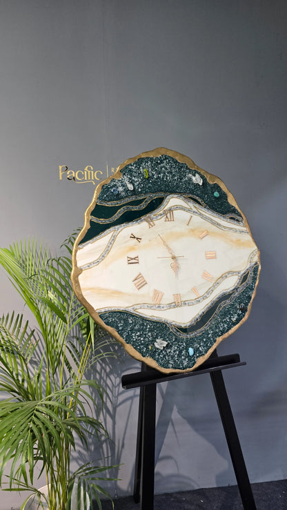 Emerald Agate & Gold Resin Wall Clock | Natural Luxury