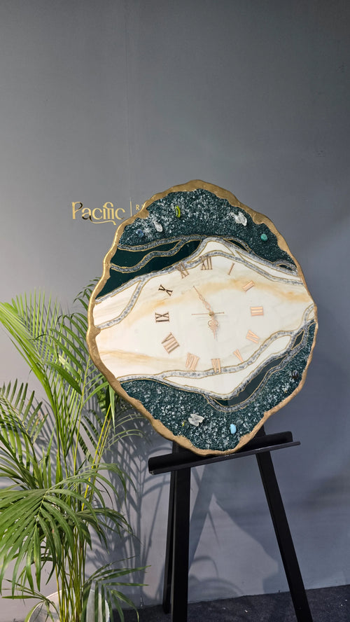 Emerald Agate & Gold Resin Wall Clock | Natural Luxury
