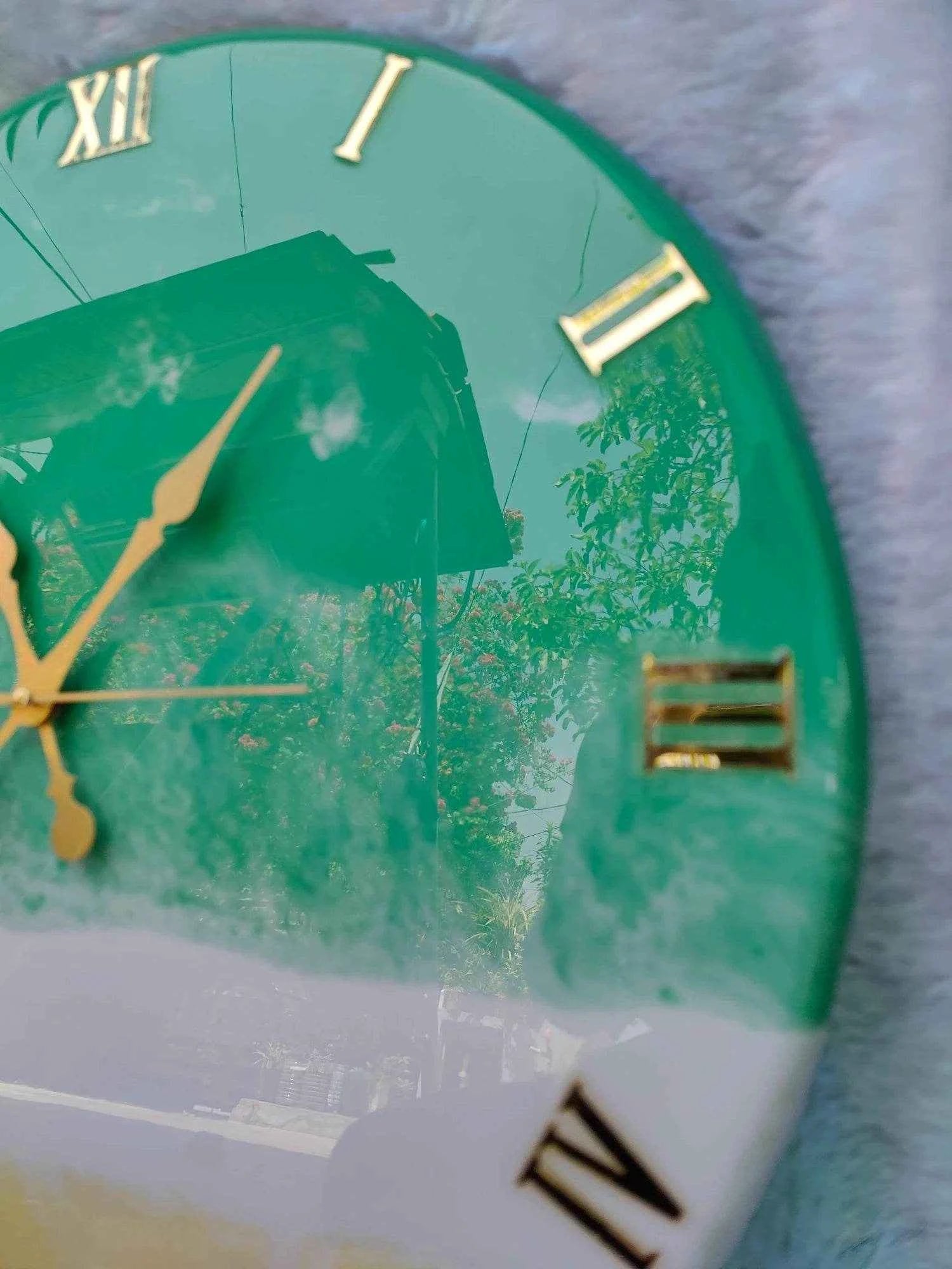 Aqva Ocean Roman Resin Wall Clock | Unique Resin Home Decor - Pacific Resin Art