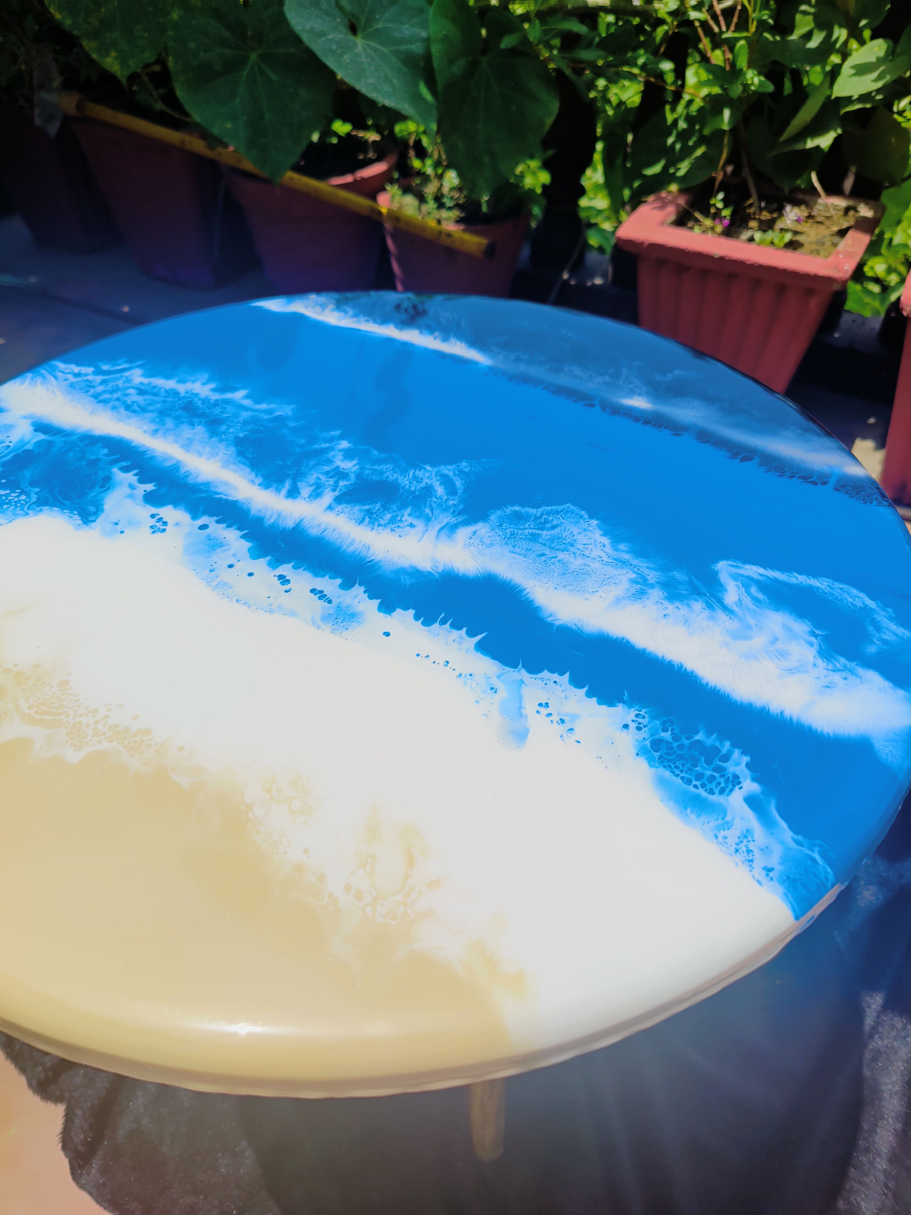 Epoxy resin art table