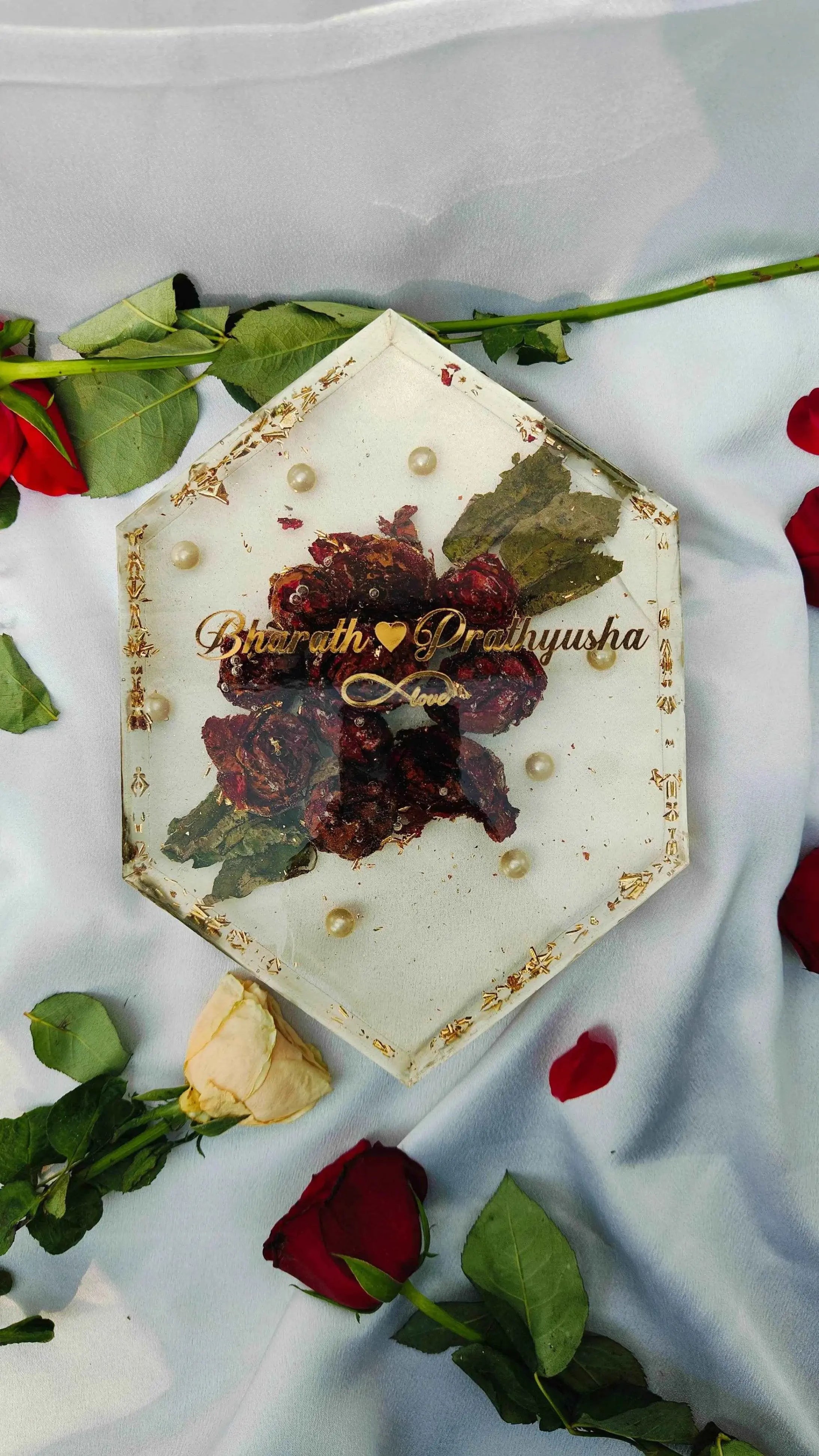 Diamond Rose Pure Resin Varmala Preservations - Pacific Resin Art