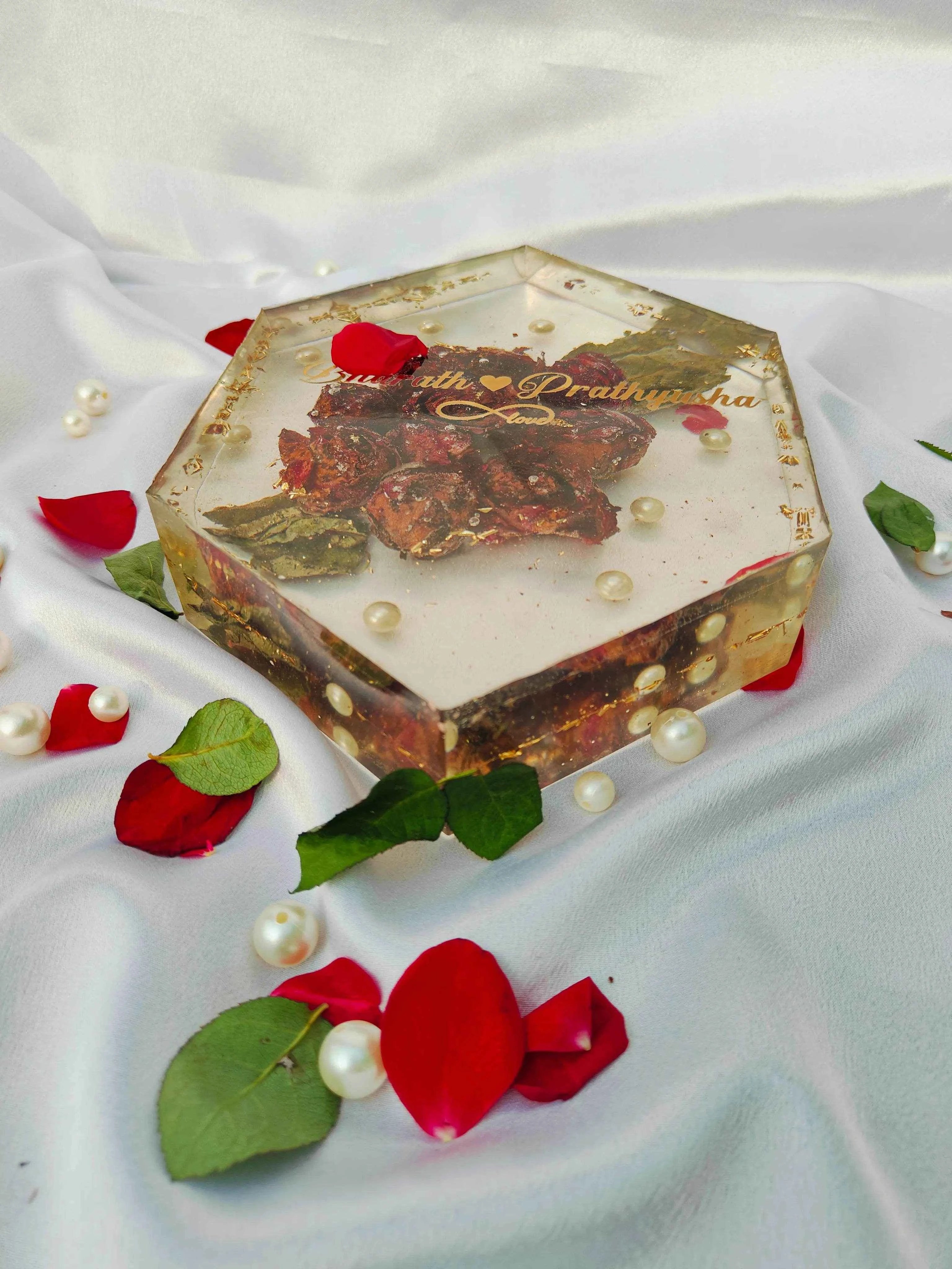 Diamond Rose Pure Resin Varmala Preservations - Pacific Resin Art