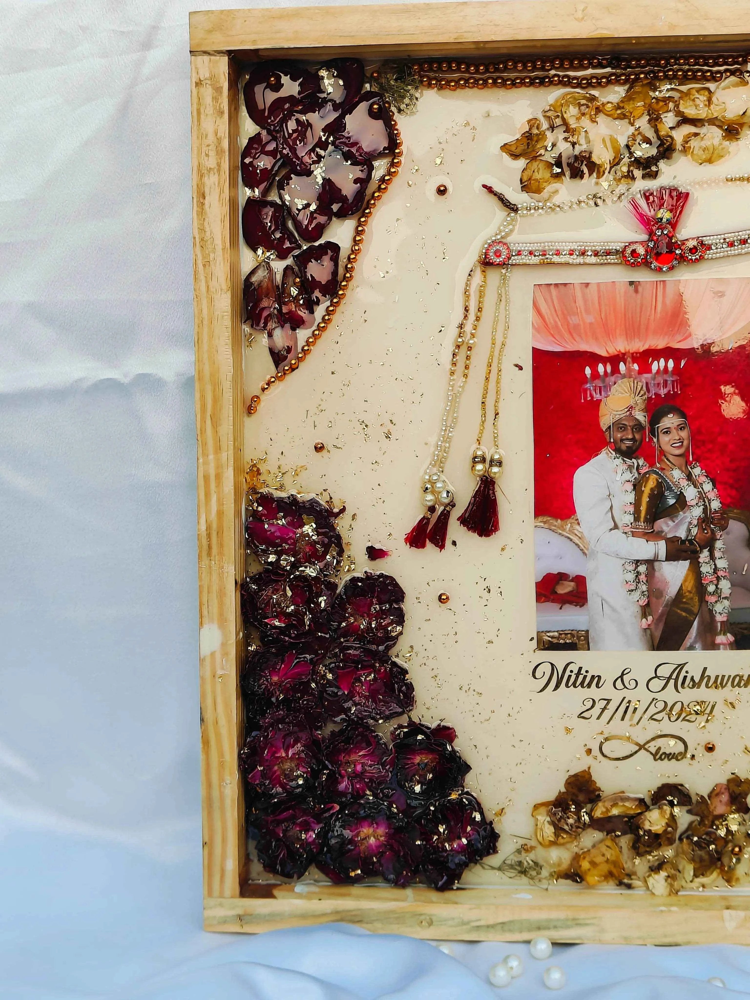 Blooming Roses Pure Resin Flower Preservation - Pacific Resin Art