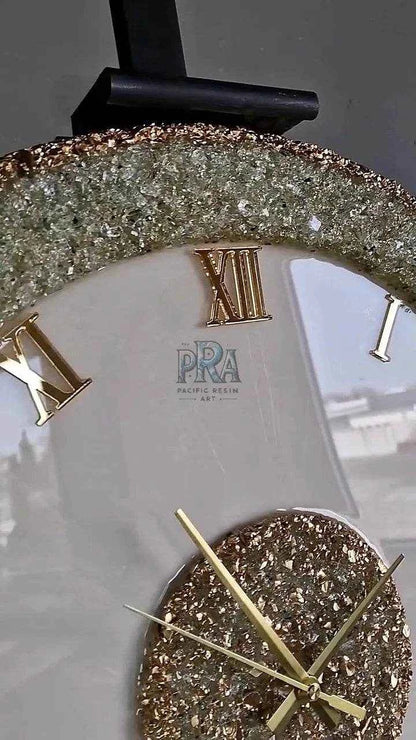 Glittering Resin Wall Clock | Luxury wall decor - Pacific Resin Art