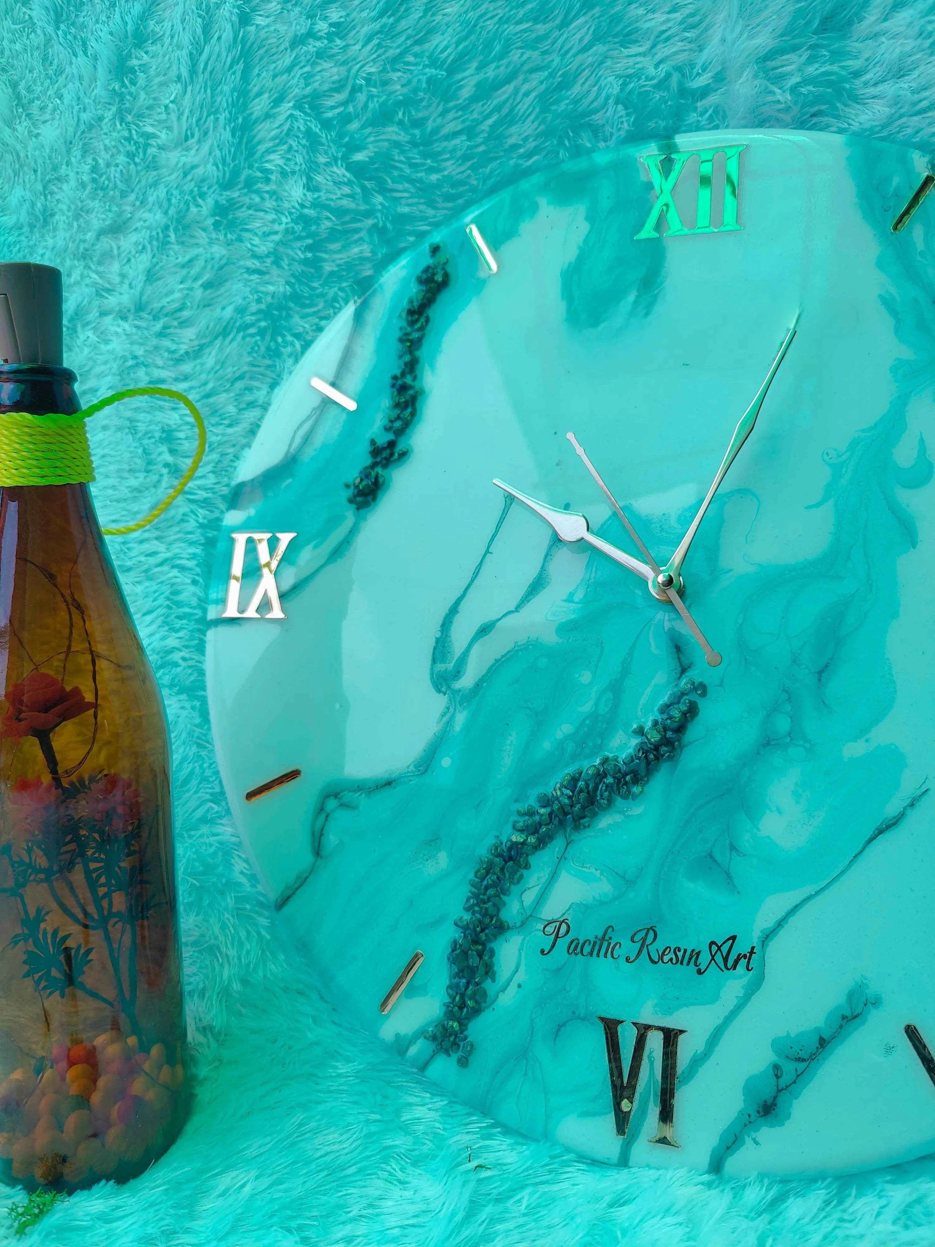 Nezy thunder Epoxy Resin wall clock | Stunning Wall Clocks - Pacific Resin Art