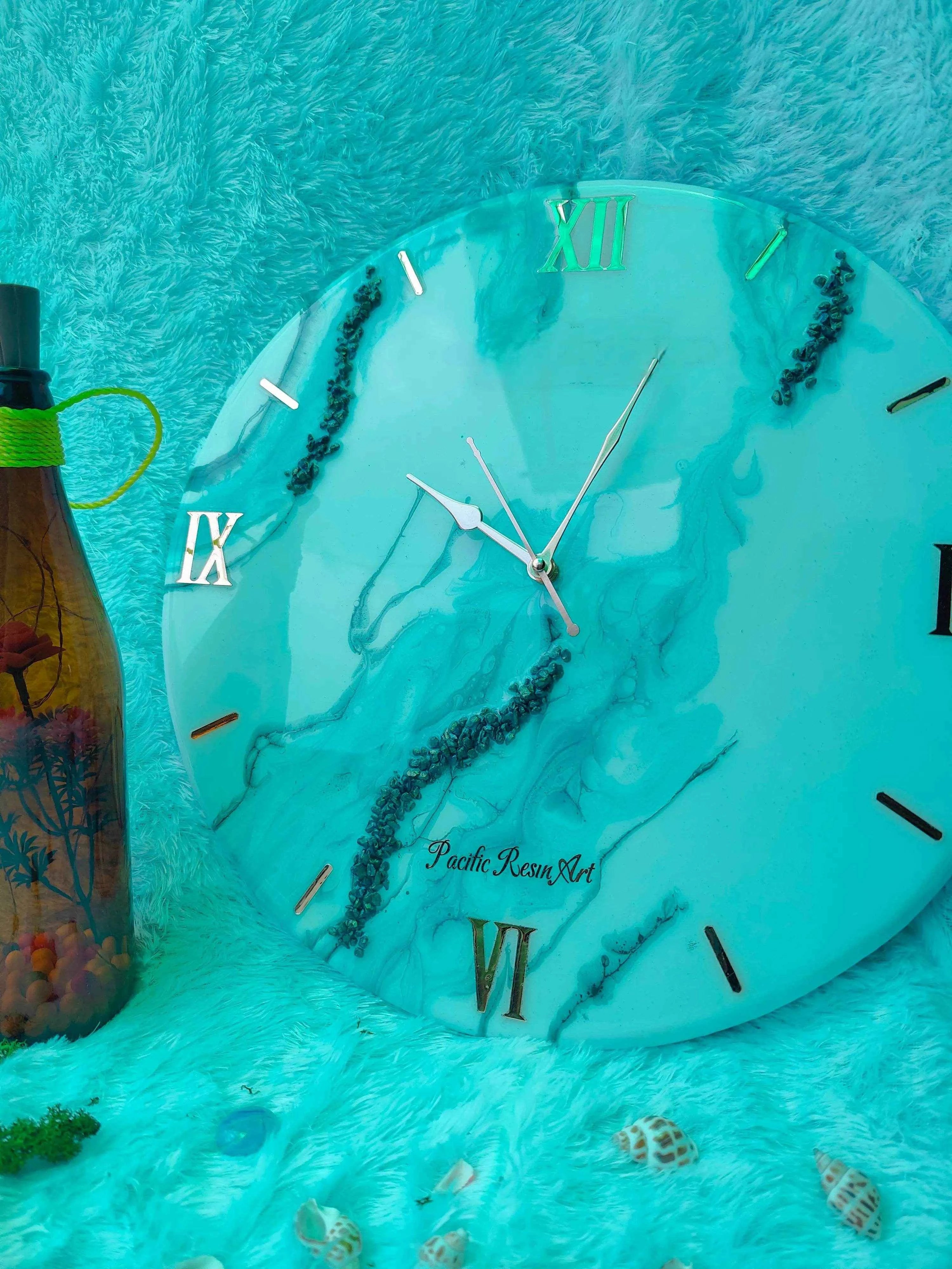 Nezy thunder Epoxy Resin wall clock | Stunning Wall Clocks - Pacific Resin Art