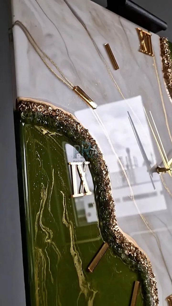 Infinite Ripple Resin Wall Clock