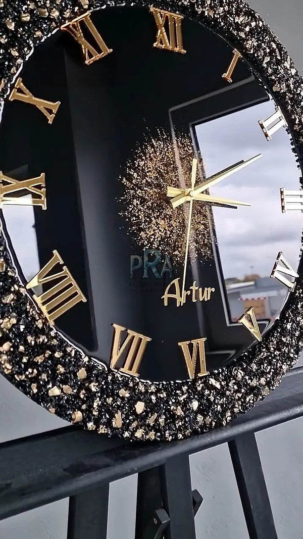 Frozen Pulse Resin Wall Clock