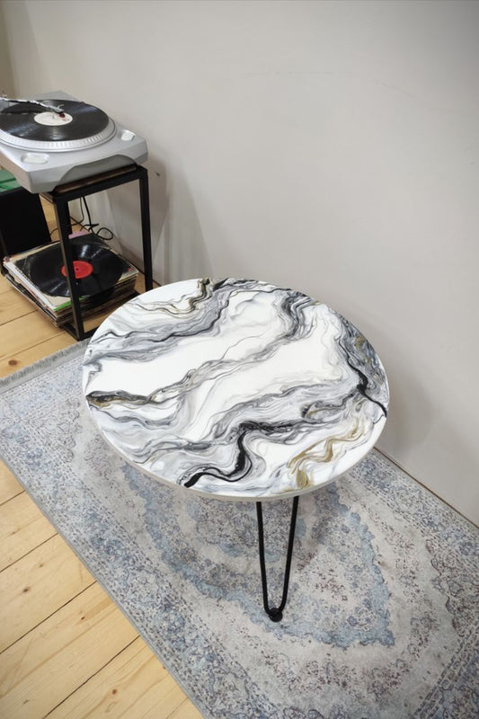 White Horizon Resin Coffee Table with legs - Pacific Resin Art