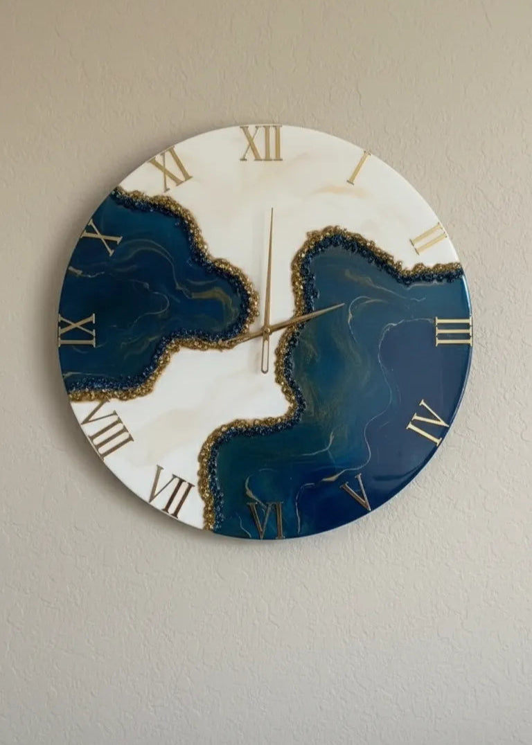 Oceanflare Elegant Resin Wall Clock - Pacific Resin Art