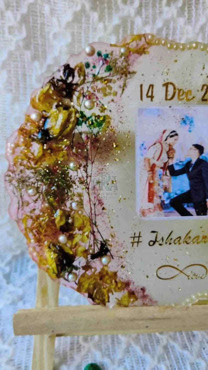 Golden Translucent Epoxy Resin Varmala preservation  | Resin wedding flower preservation - Pacific Resin Art