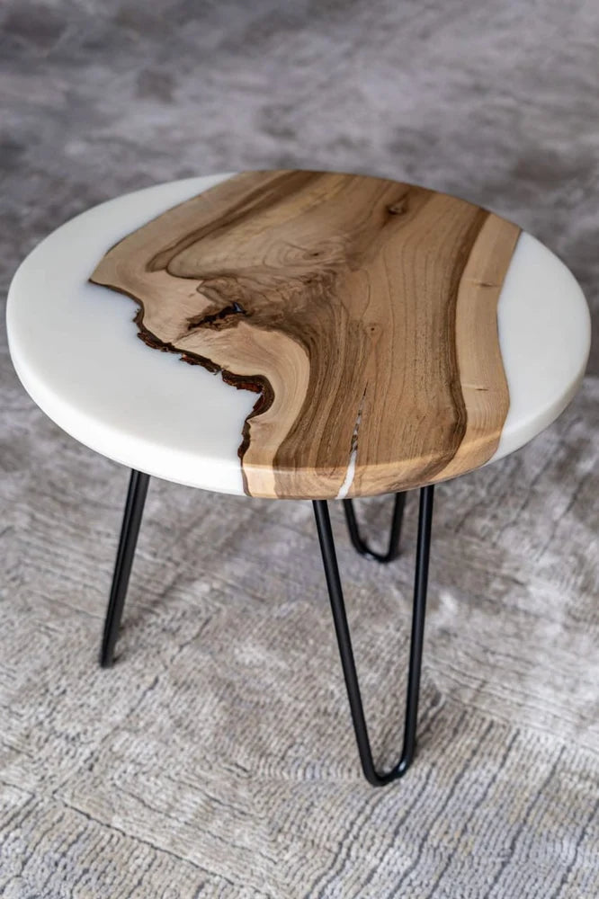 Epoxy resin art table without stand