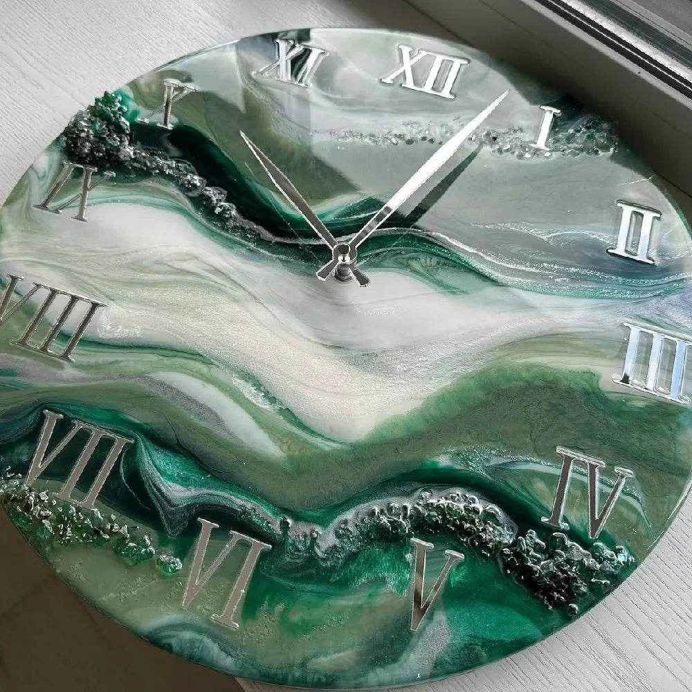 Green Geode Resin Wall Clock | Premium Epoxy Art Decor - Pacific Resin Art